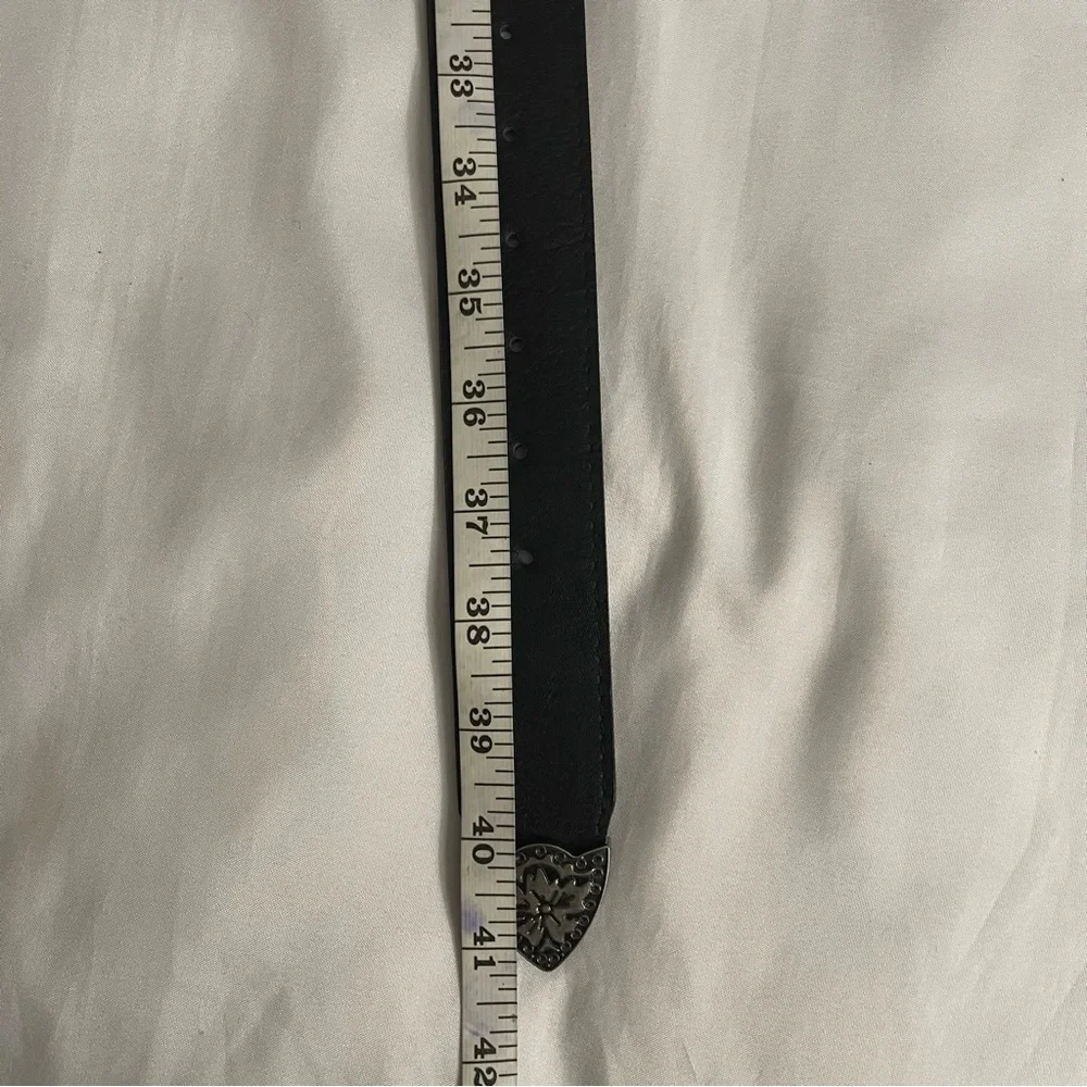 Black faux leather skinny belt - Picture 6 of 9